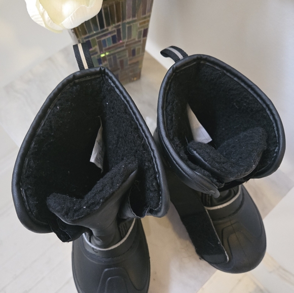 Snow boots - Picture 5 of 5